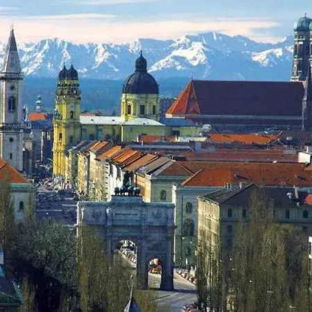 Courtyard By Marriott Center 4* Múnich