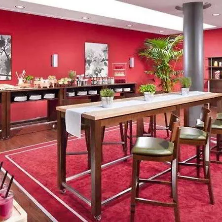 Hotel Courtyard By Marriott Center Múnich