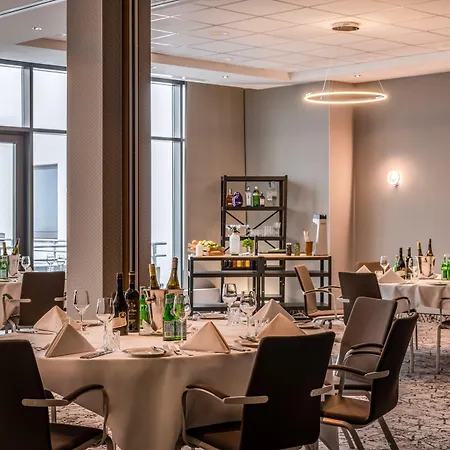 Courtyard By Marriott Center 4*