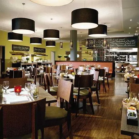 Ξενοδοχείο Courtyard By Marriott Center 4*