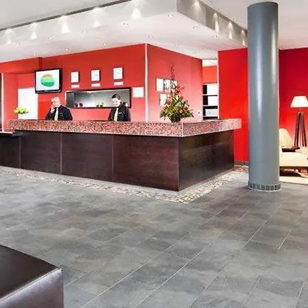 Courtyard By Marriott Center Munich