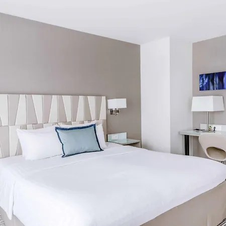 Hotel Courtyard By Marriott Center Munich