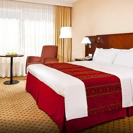 Hotel Courtyard By Marriott Center Munich