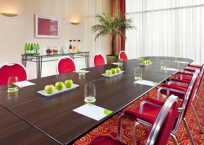 Courtyard By Marriott Center 4*