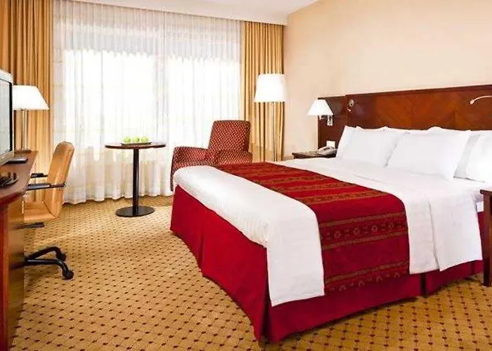 Courtyard By Marriott Center Hotel München