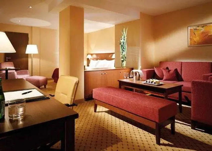 Courtyard By Marriott Center Hotel 4*