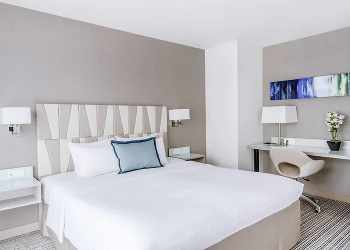 Hotel Courtyard By Marriott Center 4*