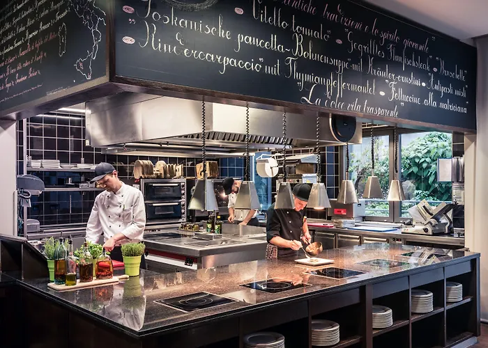 Courtyard By Marriott Center München