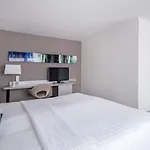 Courtyard By Marriott Center 4* München
