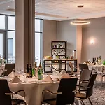 Courtyard By Marriott Center 4*