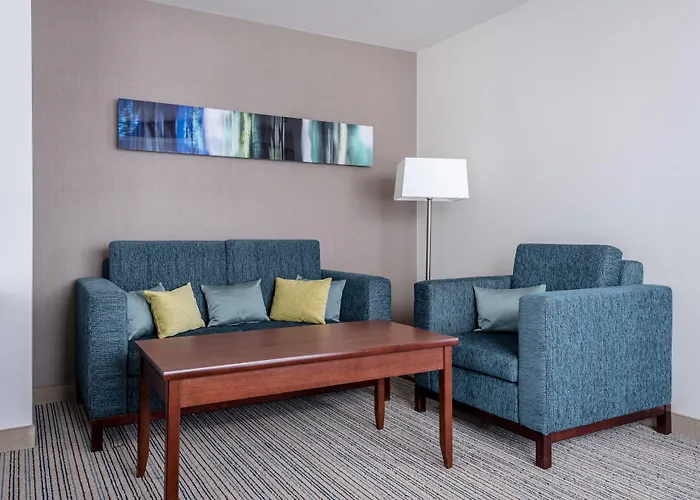 Courtyard By Marriott Center Hotel 4*