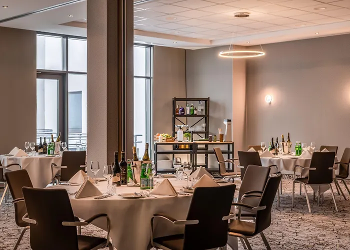 Courtyard By Marriott Center 4*