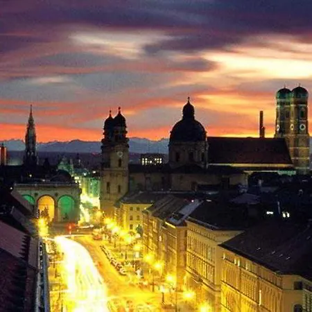 Hotel Courtyard By Marriott Center 4*