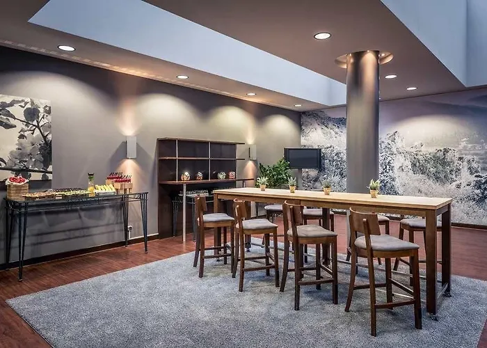 Otel Courtyard By Marriott Center 4*